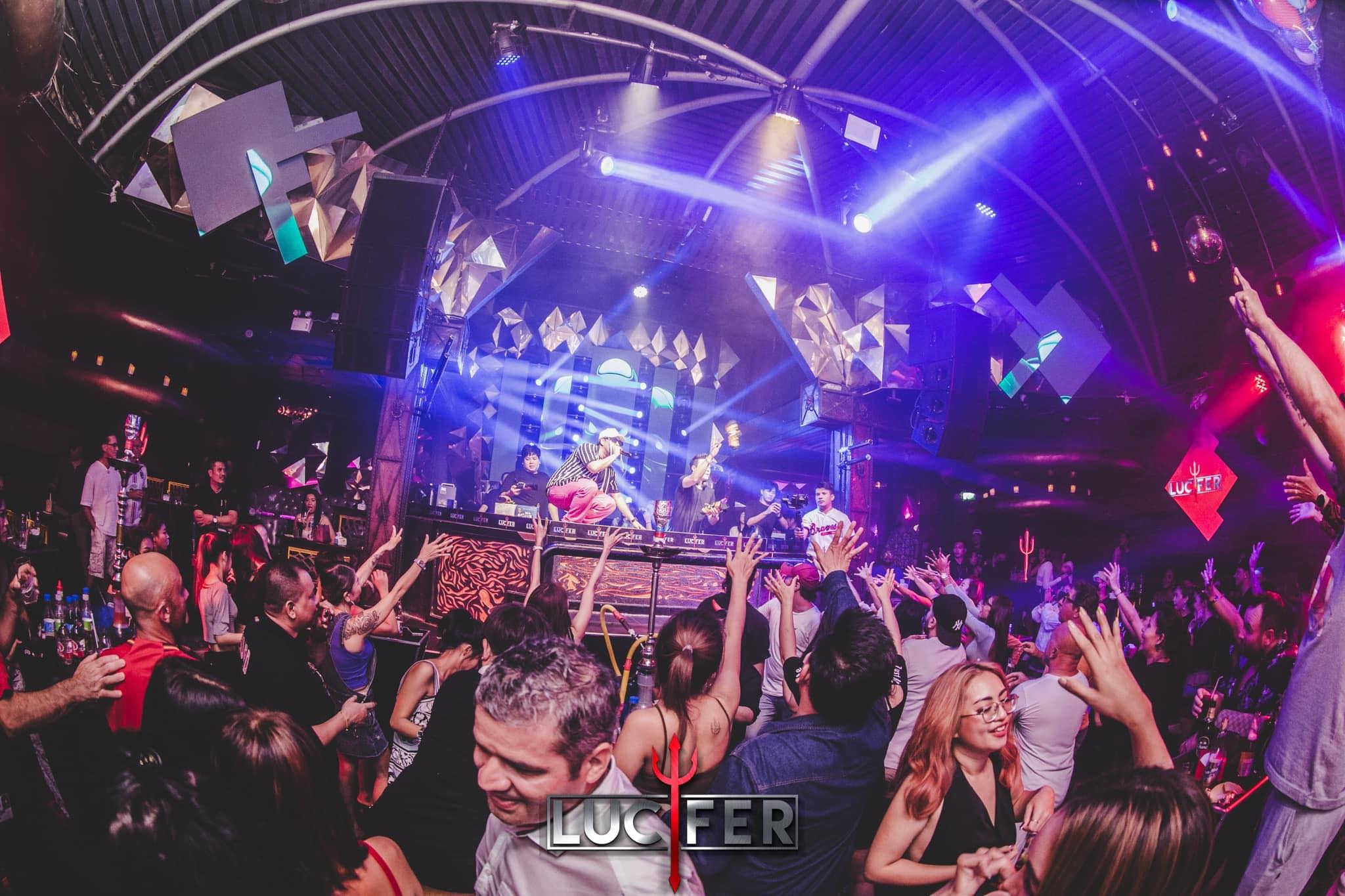 Club Cover